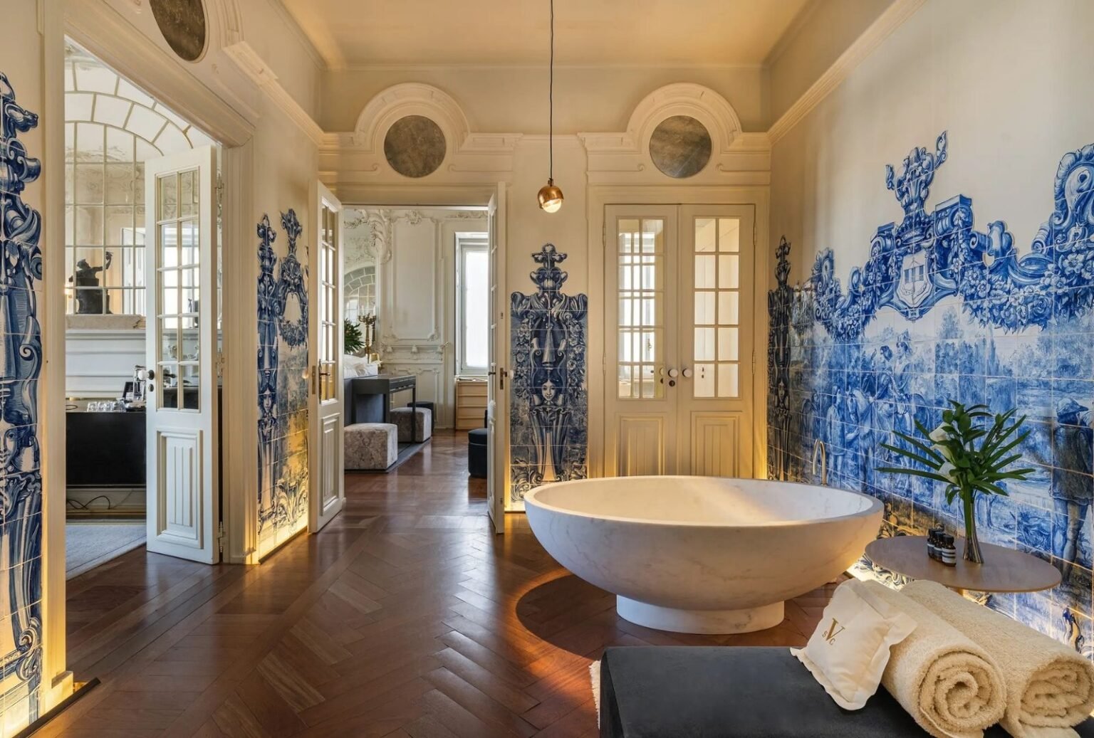 Heritage-rich interior with timeless decor at Verride Palácio Santa Catarina, reflecting Portuguese elegance.