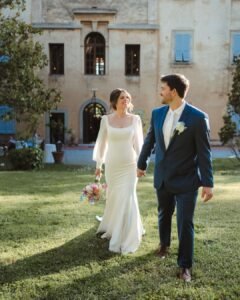 villa-lungomonte-couple-walk