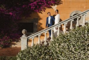 villa-lungomonte-staircase-couple