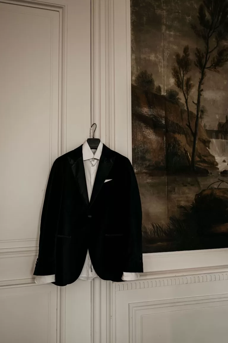 Groom’s suit jacket hanging on display inside Parc Broekhuizen.