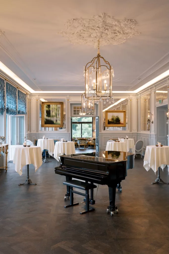 Photo by Youri Claessens