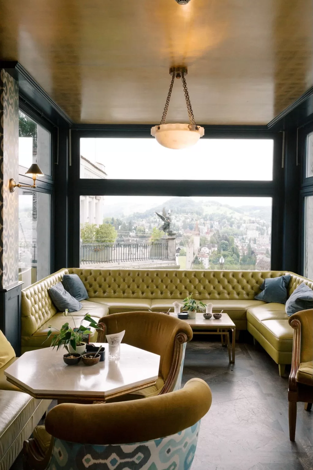 Photo by Youri Claessens