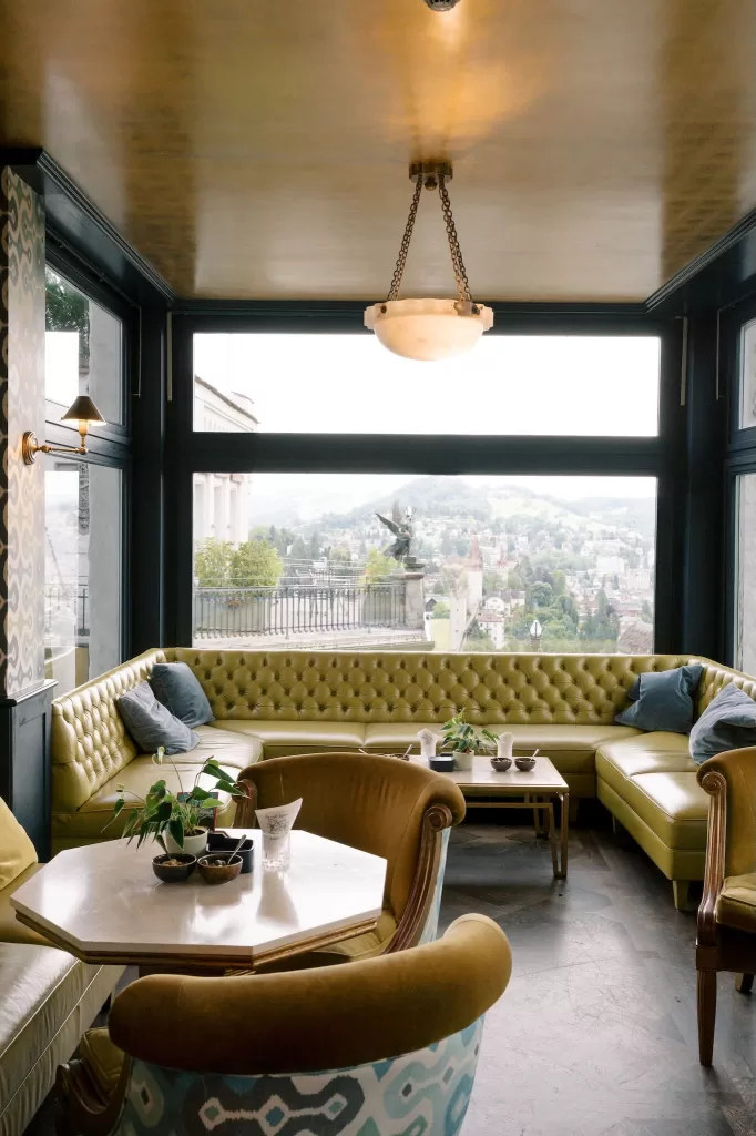 Photo by Youri Claessens