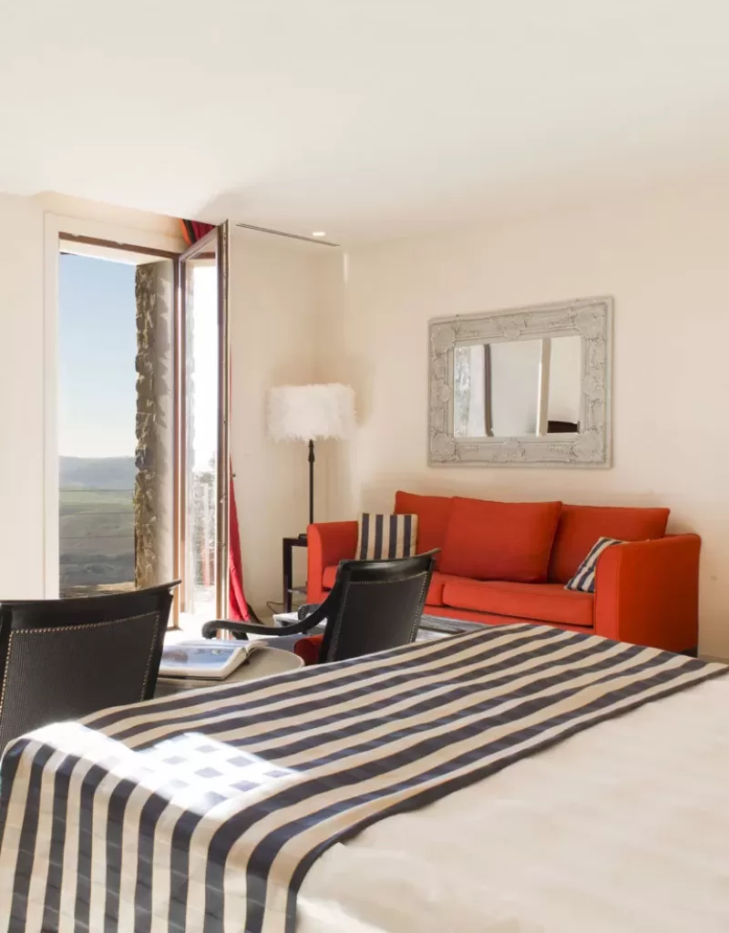 castello-di-velona-modern-suite