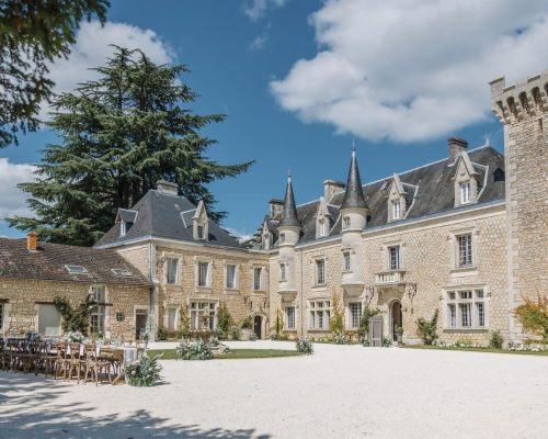 chateau-de-la-couronne-france-castle-facade-front