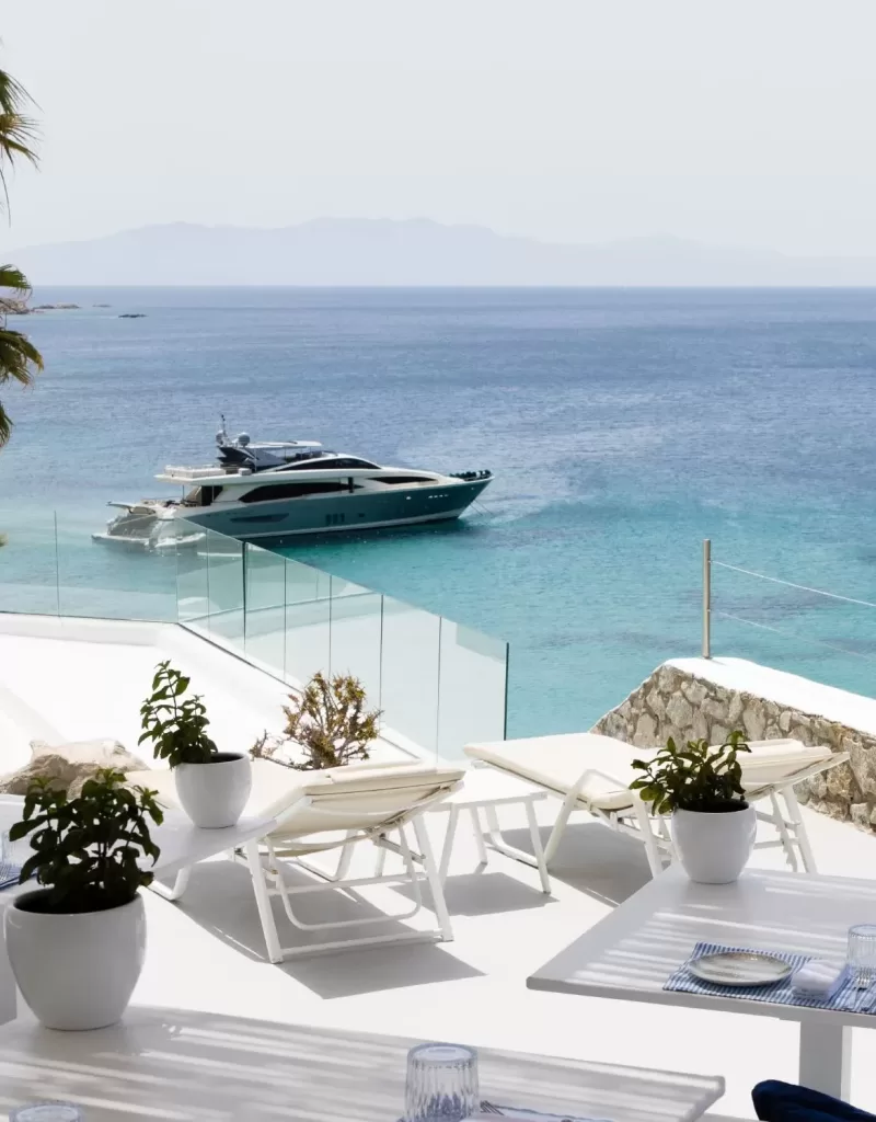 mykonosblu-yacht-view