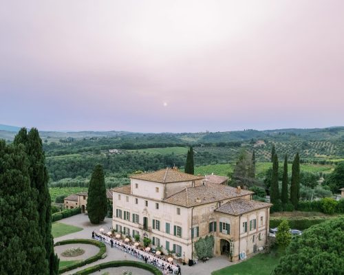 Exterior view of Villa di Geggiano, a premier wedding venue in Tuscany, Italy.